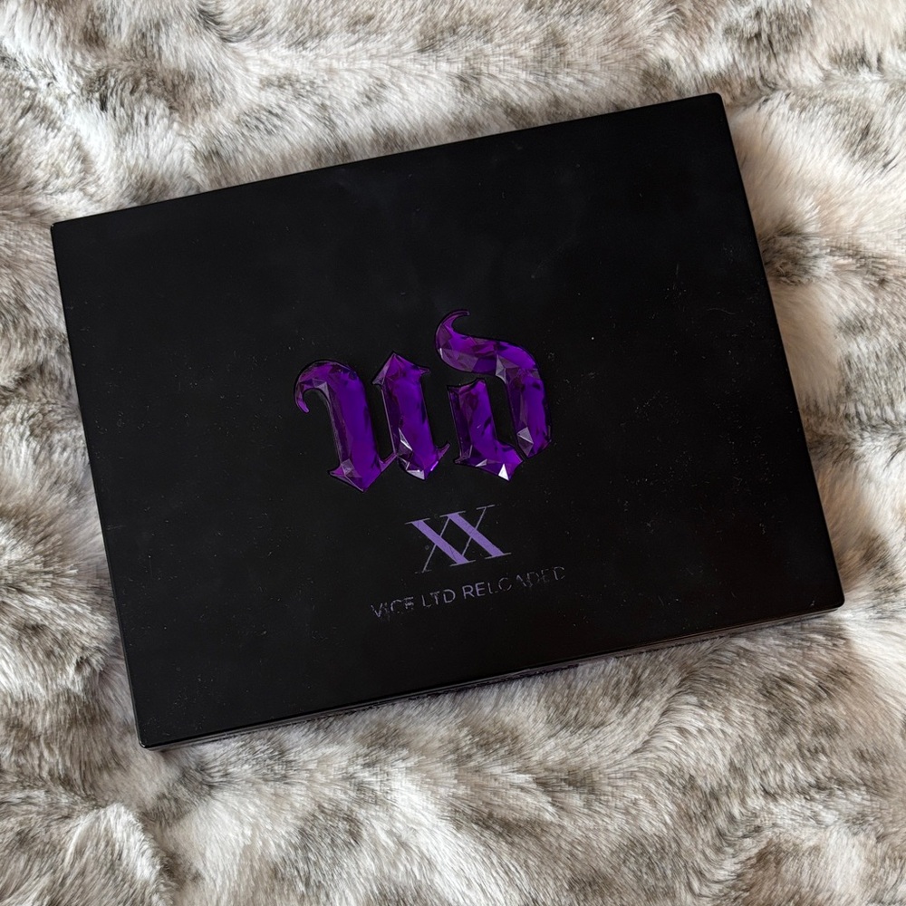 Urban Decay XX Vice LTD Reloaded Palette - Picture 2 of 3